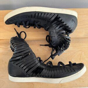 NIKE RACQUETTE SLICE 487976-010 Women's US 10 Black Leather Gladiator Sandal